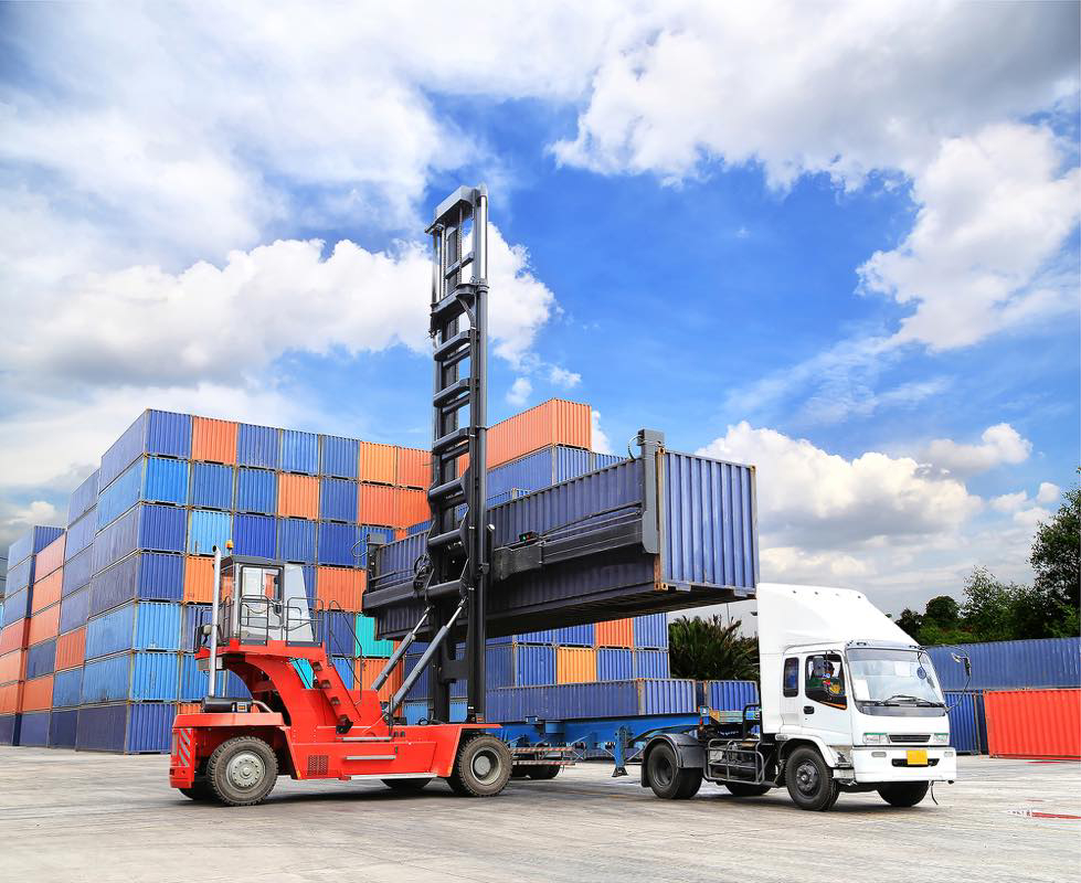 Five Advantages of Using a Freight Forwarder